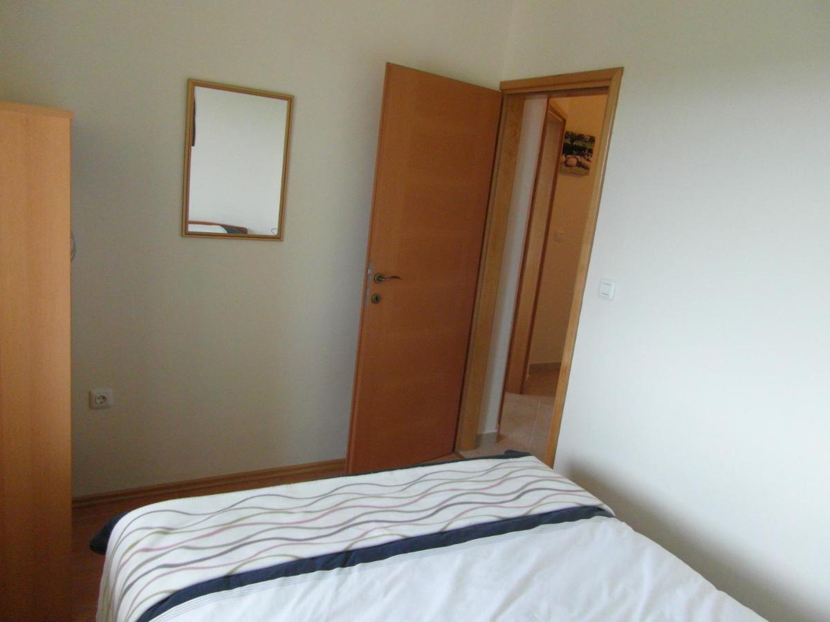 BENTLEY - Sea-view - 2 bedroom apartment Premantura Buitenkant foto