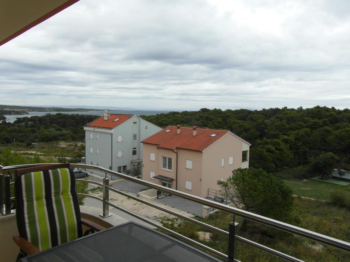 BENTLEY - Sea-view - 2 bedroom apartment Premantura Buitenkant foto
