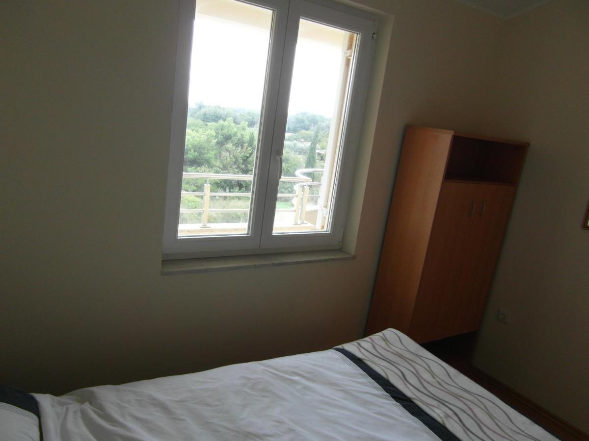 BENTLEY - Sea-view - 2 bedroom apartment Premantura Buitenkant foto