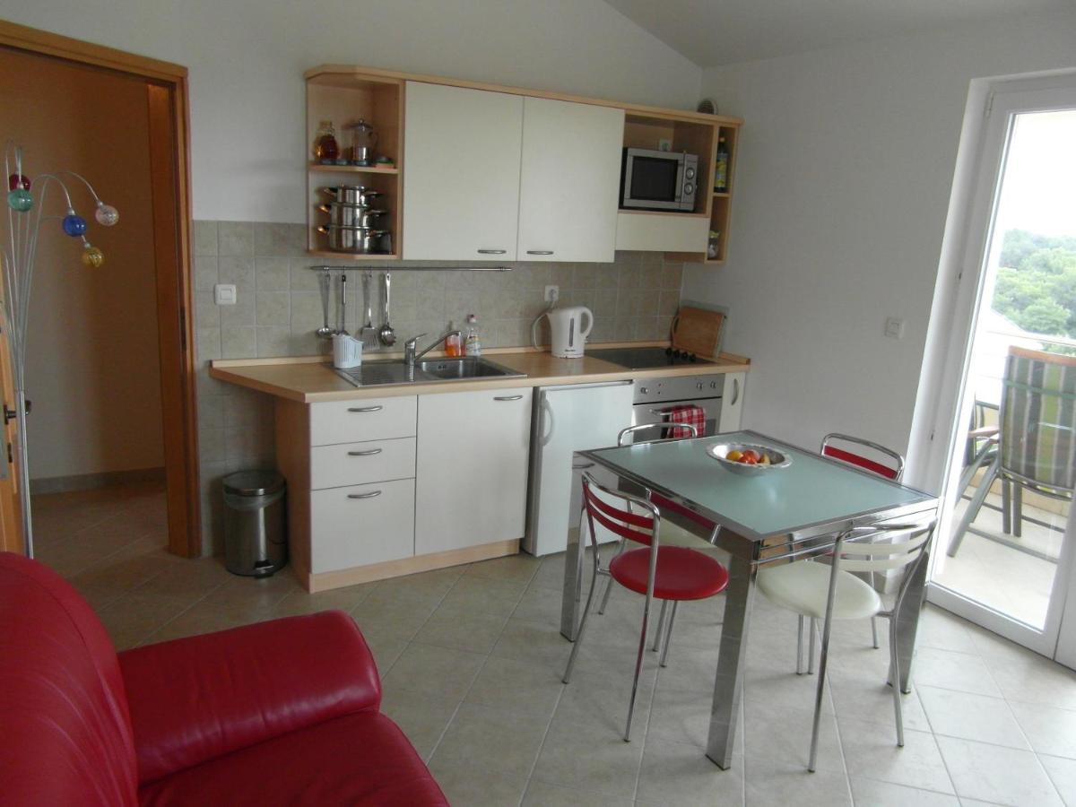 BENTLEY - Sea-view - 2 bedroom apartment Premantura Buitenkant foto