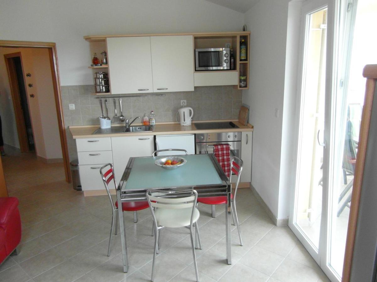 BENTLEY - Sea-view - 2 bedroom apartment Premantura Buitenkant foto